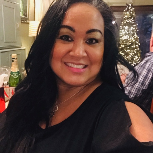 Meet your Posher, Deborah - Picture 12 of 15